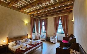 Hotel Opat